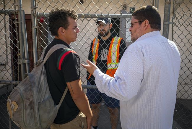 In El Paso, pastors offer waiting migrants shelter and counsel | iNFOnews.ca In El Paso, pastors offer waiting migrants shelter and counsel | iNFOnews.ca