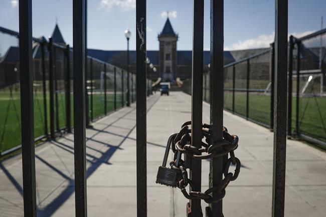 COVID emergency orders are among `greatest intrusions on civil liberties,' Justice Gorsuch says | iNFOnews.ca