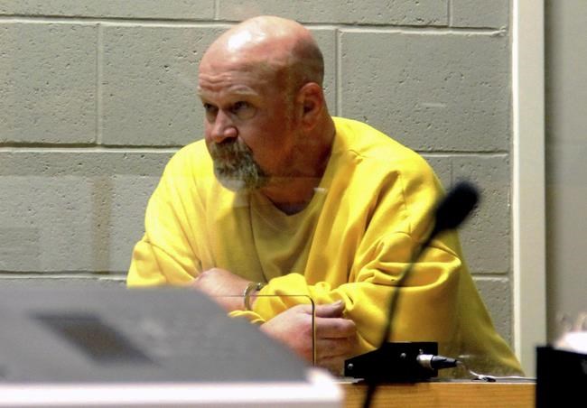Truck driver arrested in multi-vehicle freeway crash that killed 7 in Oregon | iNFOnews.ca