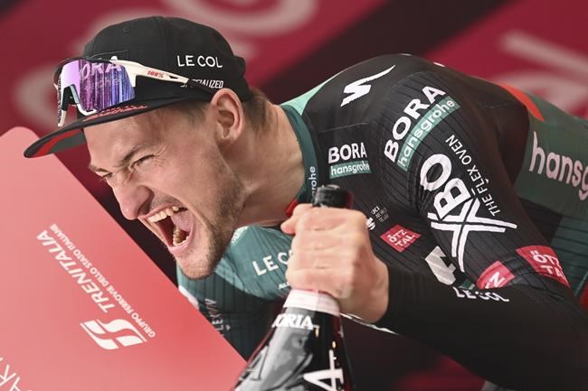 Canadian rider Derek Gee finishes second again at Giro d'Italia | iNFOnews.ca Canadian rider Derek Gee finishes second again at Giro d'Italia | iNFOnews.ca