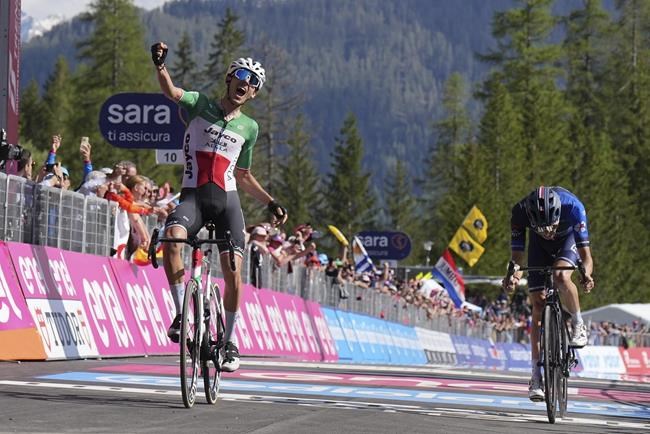 Canadian rider Derek Gee records his fifth top-five finish at Giro d'Italia | iNFOnews.ca Canadian rider Derek Gee records his fifth top-five finish at Giro d'Italia | iNFOnews.ca