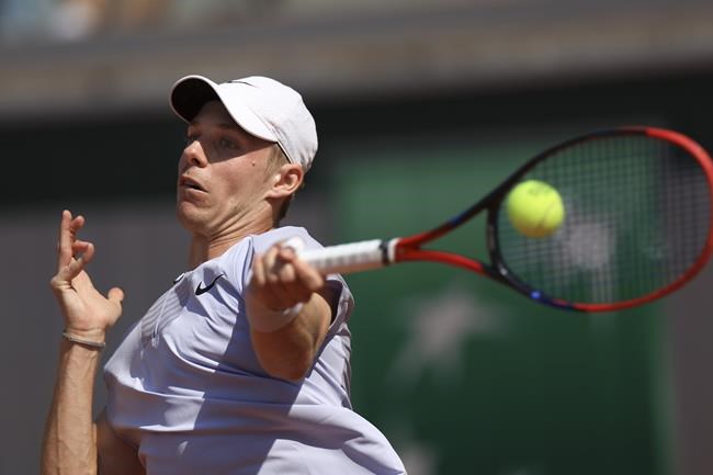 Canada's Denis Shapovalov advances to third round of French Open, Alcaraz awaits | iNFOnews.ca