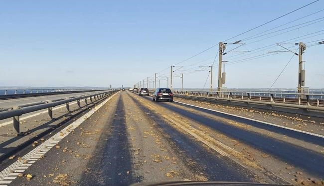 In Denmark, potatoes on key bridge cause havoc | iNFOnews.ca