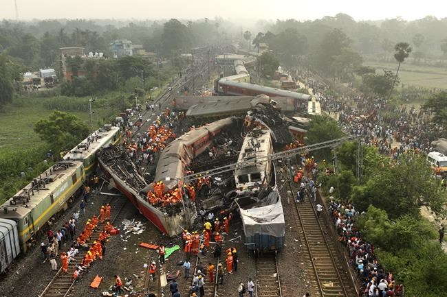 India train crash kills over 280, injures 900 in one of nation's worst rail disasters | iNFOnews.ca India train crash kills over 280, injures 900 in one of nation's worst rail disasters | iNFOnews.ca