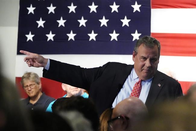 Christie goes after Trump in presidential campaign launch, calling him a 'self-serving mirror hog' | iNFOnews.ca Christie goes after Trump in presidential campaign launch, calling him a 'self-serving mirror hog' | iNFOnews.ca