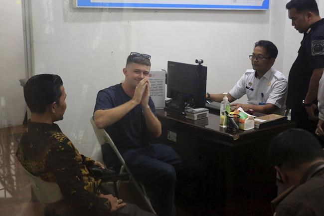 Indonesia to deport Australian surfer jailed for drunken rampage in conservative province | iNFOnews.ca Indonesia to deport Australian surfer jailed for drunken rampage in conservative province | iNFOnews.ca