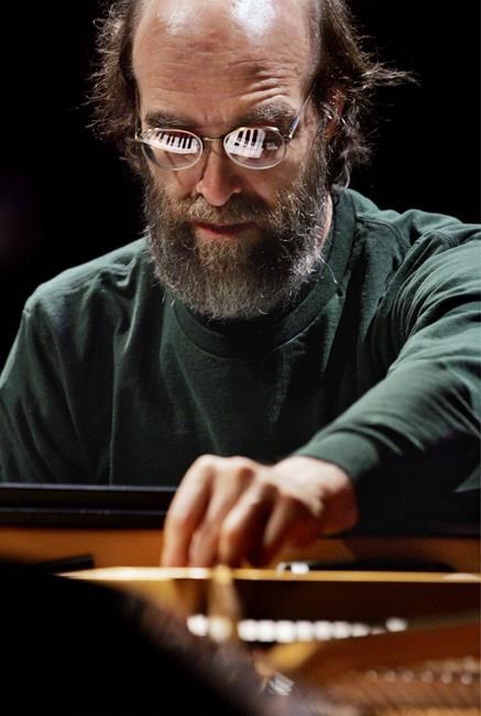 George Winston, million-selling pianist known for his melodic style, dead at age 73 | iNFOnews.ca