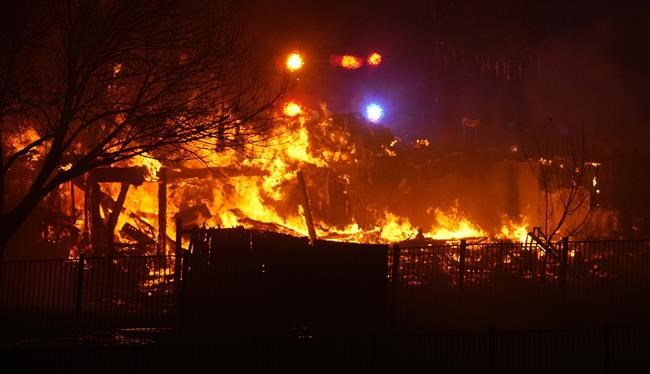 Colorado's most destructive wildfire caused by embers from old fire, sparks from power line | iNFOnews.ca