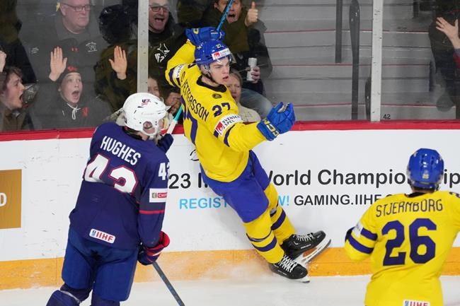 Ottawa Senators sign draft pick Oskar Pettersson to three-year, entry-level contract | iNFOnews.ca