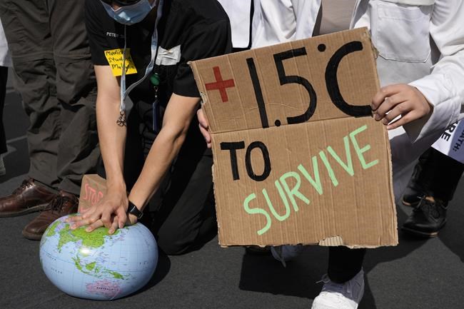 June temperatures briefly passed key climate threshold. Scientists expect more such spikes | iNFOnews.ca