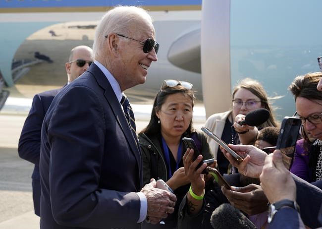 Biden strikes economic populist tone during campaign rally before exuberant union members | iNFOnews.ca