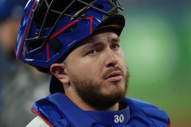 Blue Jays catcher Alejandro Kirk placed on 10-day injured list with hand laceration | iNFOnews.ca Blue Jays catcher Alejandro Kirk placed on 10-day injured list with hand laceration | iNFOnews.ca