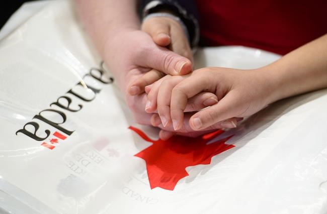 Canada welcomes largest number of immigrants in first quarter since at least 1972 | iNFOnews.ca Canada welcomes largest number of immigrants in first quarter since at least 1972 | iNFOnews.ca