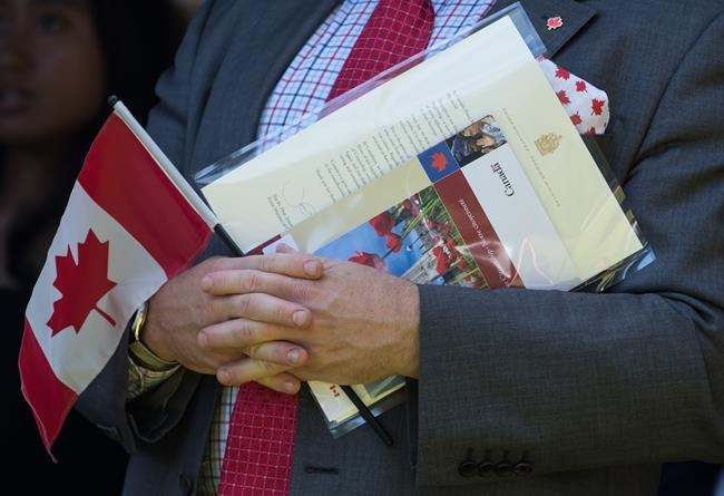 Think you could pass the citizenship test? Poll shows most Canadians would flunk | iNFOnews.ca Think you could pass the citizenship test? Poll shows most Canadians would flunk | iNFOnews.ca