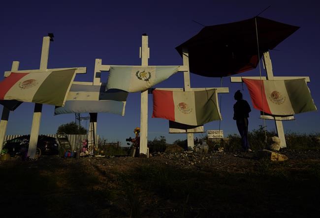 Migrants in Mexico fall victim to rampant scams on their way to the US | iNFOnews.ca