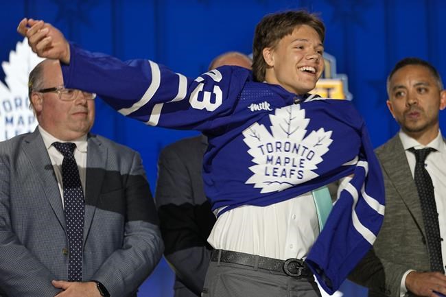 Maple Leafs go for Easton Cowan with the 28th overall pick at NHL draft | iNFOnews.ca Maple Leafs go for Easton Cowan with the 28th overall pick at NHL draft | iNFOnews.ca