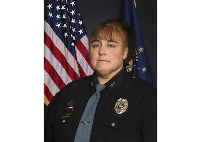 Police officer killed in confrontation with domestic violence suspect in Indiana hospital | iNFOnews.ca