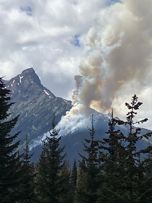 B.C. officials warn of lightning-caused wildfires expected this week | iNFOnews.ca