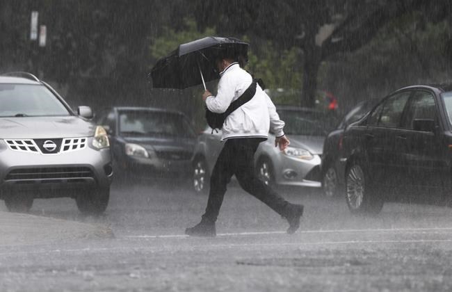 More than 8,000 Quebec households still without power following severe storm | iNFOnews.ca