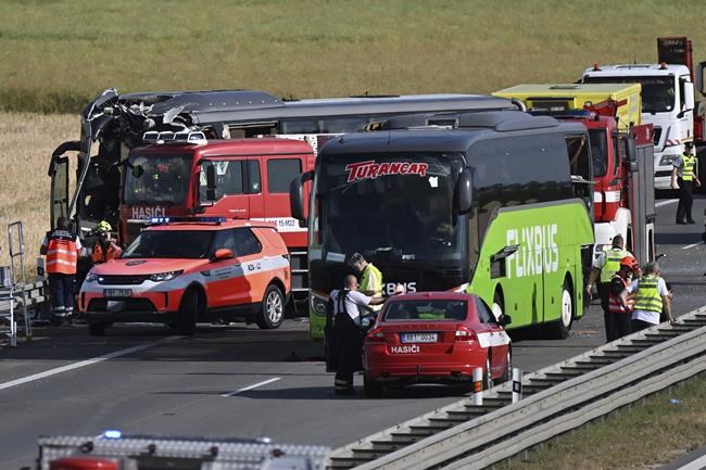 1 dead and 76 injured in a bus crash on a major highway in southeastern Czech Republic | iNFOnews.ca