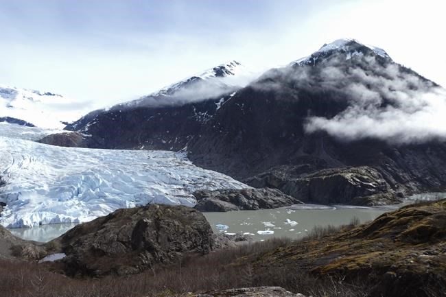 Alaska man inadvertently films his own drowning on a glacial lake with helmet GoPro, officials say | iNFOnews.ca