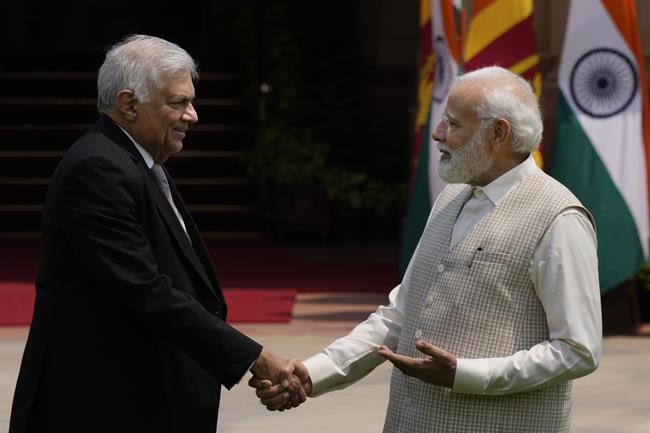 Crisis-hit Sri Lanka may allow Indian rupee to be used in local transactions | iNFOnews.ca Crisis-hit Sri Lanka may allow Indian rupee to be used in local transactions | iNFOnews.ca