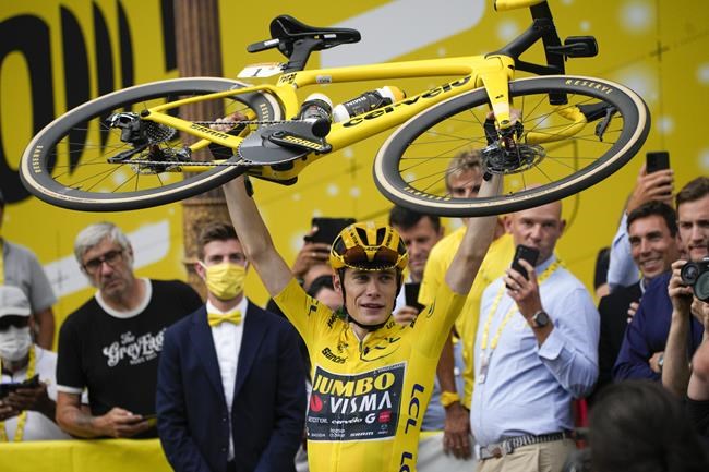 Danish rider Jonas Vingegaard wins the Tour de France for 2nd straight year | iNFOnews.ca