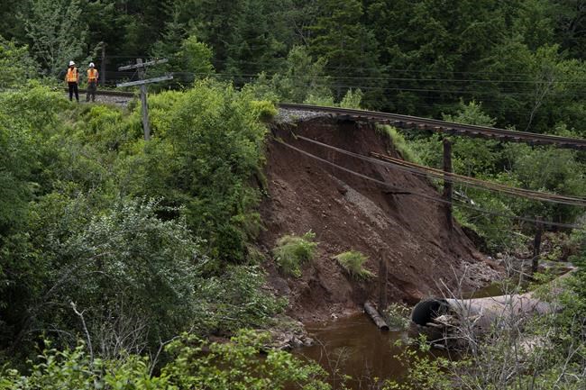 Flooding in Nova Scotia washes out CN Rail track, disrupting train traffic | iNFOnews.ca