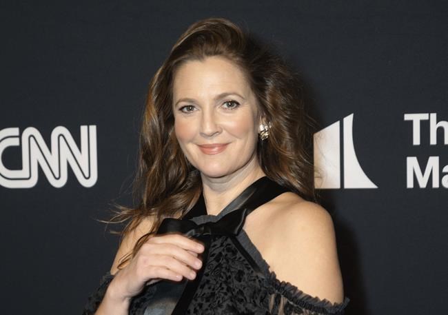 Drew Barrymore will host the National Book Awards, where Oprah Winfrey will be a guest speaker | iNFOnews.ca Drew Barrymore will host the National Book Awards, where Oprah Winfrey will be a guest speaker | iNFOnews.ca