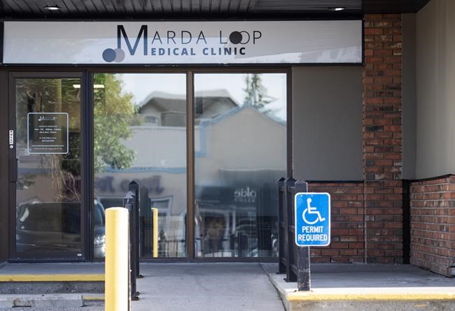 Alberta government says clinic offering faster doctor access for a fee is an outlier | iNFOnews.ca