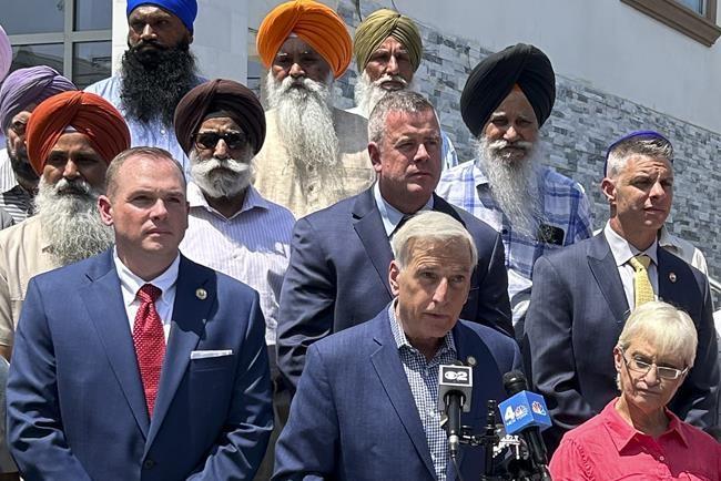 After refusing to let Sikh trooper grow beard, New York State Police accused of flouting state law | iNFOnews.ca