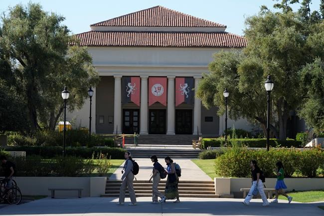Obama's first college is latest to end legacy admissions | iNFOnews.ca