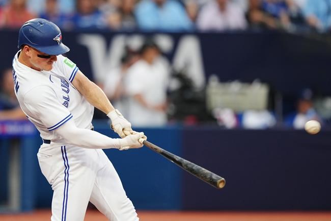 Tempers flare as Blue Jays beat Angels 4-1 in playoff-like atmosphere | iNFOnews.ca