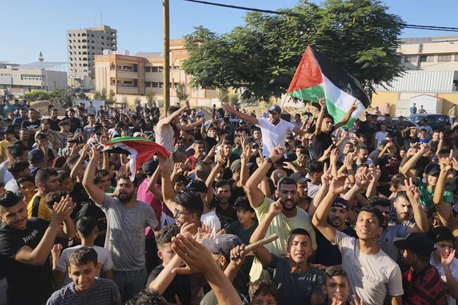 Thousands take to streets in Gaza in rare public display of discontent with Hamas | iNFOnews.ca