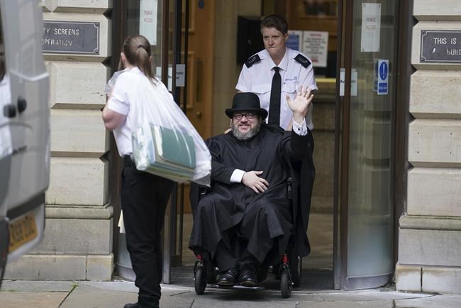 American fugitive who faked his death can be extradited to US to face rape charge, UK judge says | iNFOnews.ca American fugitive who faked his death can be extradited to US to face rape charge, UK judge says | iNFOnews.ca
