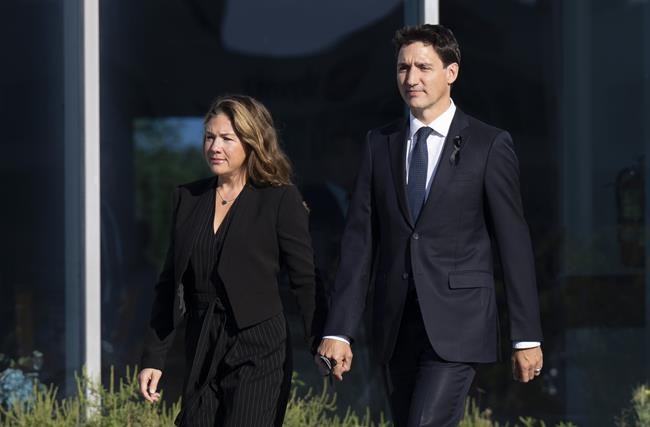 Justin Trudeau, Sophie Grégoire Trudeau separating after 18 years of marriage | iNFOnews.ca
