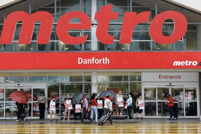 Striking Metro workers say they face challenges affording the very food they sell | iNFOnews.ca Striking Metro workers say they face challenges affording the very food they sell | iNFOnews.ca