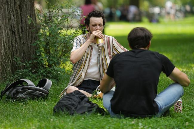 Alcohol consumption is now allowed in 27 Toronto parks, for a limited time | iNFOnews.ca Alcohol consumption is now allowed in 27 Toronto parks, for a limited time | iNFOnews.ca