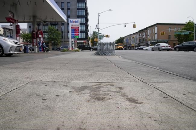 A dancer is fatally stabbed after a confrontation in New York, prompting a tribute from Beyoncé | iNFOnews.ca