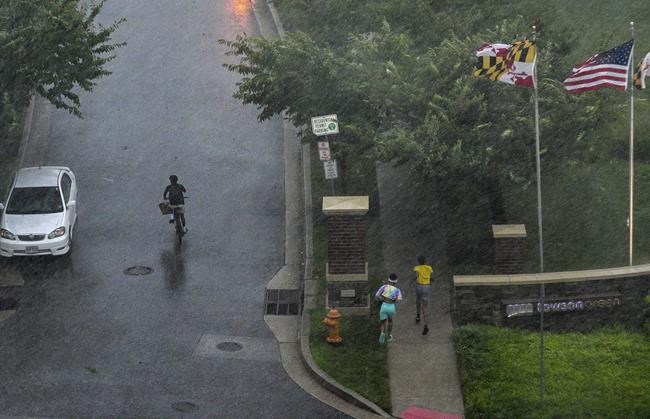 Powerful storm kills 2 people and leaves 1.1 million without power in eastern US | iNFOnews.ca Powerful storm kills 2 people and leaves 1.1 million without power in eastern US | iNFOnews.ca
