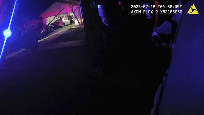 Police videos show SWAT officers detaining man, woman during home raid in Tupac Shakur cold case | iNFOnews.ca