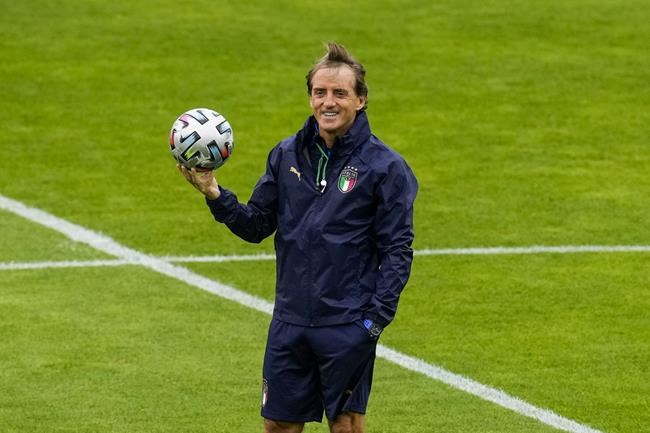 Roberto Mancini appointed Saudi Arabia coach 2 weeks after quitting job in charge of Italy | iNFOnews.ca