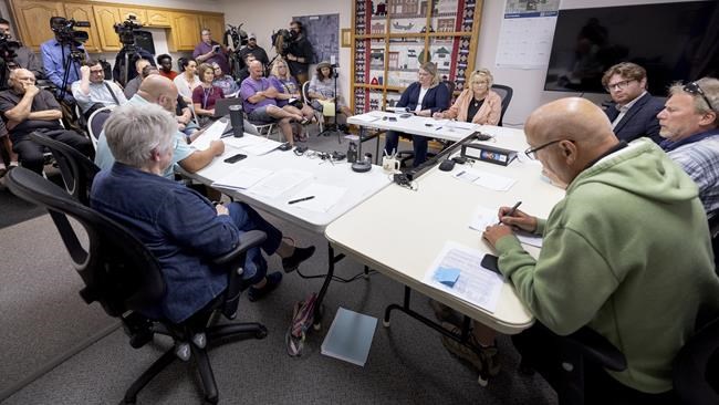 Small Minnesota town will be without police after chief and officers resign, citing low pay | iNFOnews.ca