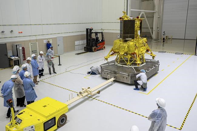 Russia's Luna-25 spacecraft crashes into the moon, ending its bid to reach the lunar south pole | iNFOnews.ca Russia's Luna-25 spacecraft crashes into the moon, ending its bid to reach the lunar south pole | iNFOnews.ca