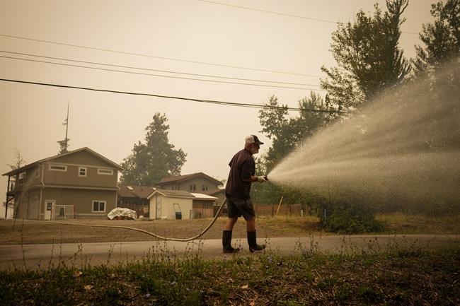 In the news today: Wildfires continue raging across B.C., N.W.T. | iNFOnews.ca In the news today: Wildfires continue raging across B.C., N.W.T. | iNFOnews.ca