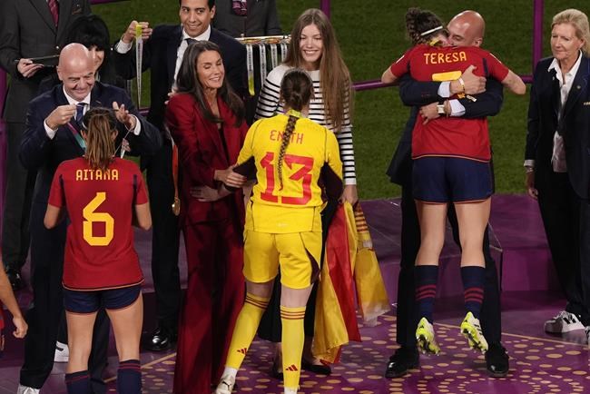 FIFA opens case against Spanish soccer official who kissed a player on the lips at Women's World Cup | iNFOnews.ca