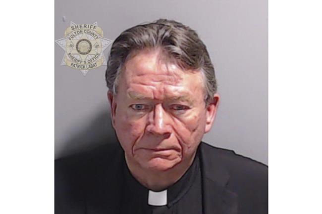 Trump and all 18 others charged in Georgia election case meet the deadline to surrender at jail | iNFOnews.ca Trump and all 18 others charged in Georgia election case meet the deadline to surrender at jail | iNFOnews.ca