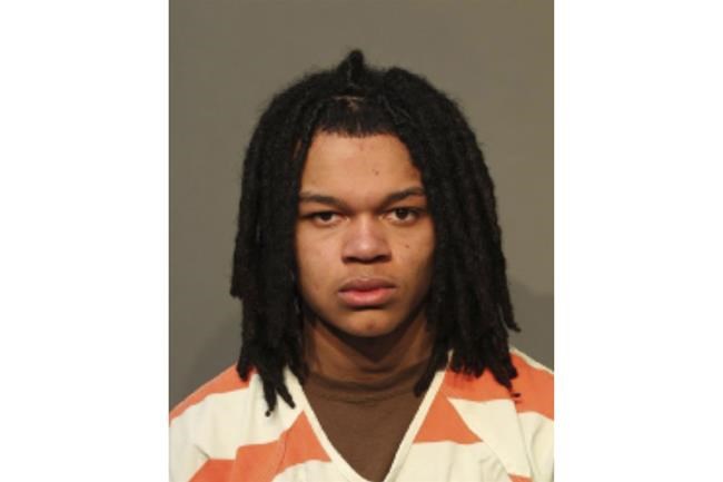 Trial starting for suspect in Des Moines school shooting that killed 2 students | iNFOnews.ca