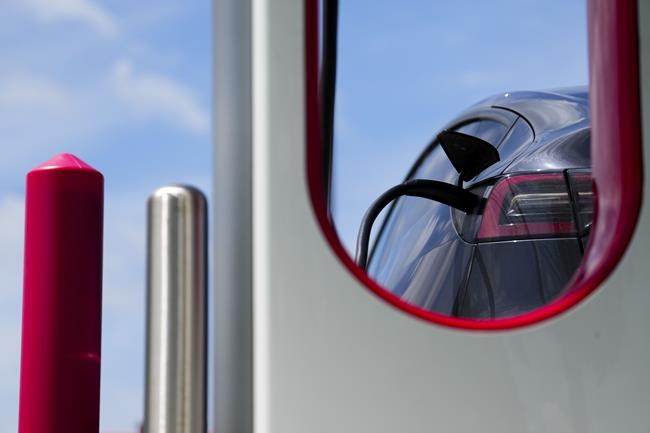 Less than one in five federally funded EV charging stations are operational: new data | iNFOnews.ca