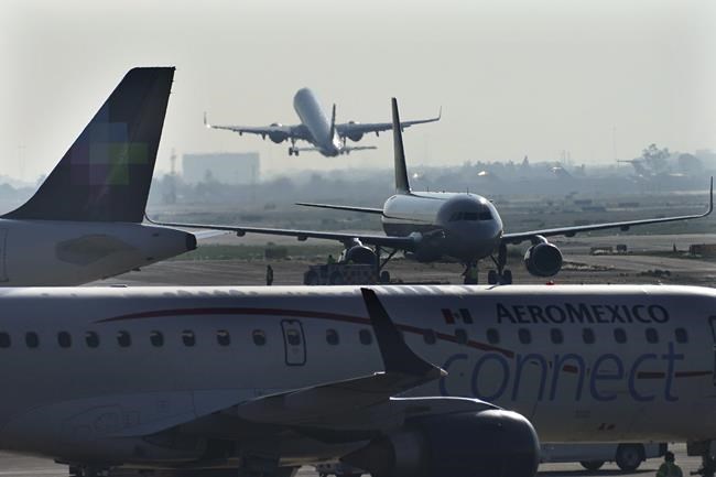 Mexico City's old airport told to cut flights by 17%, leading airlines to warn of mass cancellations | iNFOnews.ca Mexico City's old airport told to cut flights by 17%, leading airlines to warn of mass cancellations | iNFOnews.ca